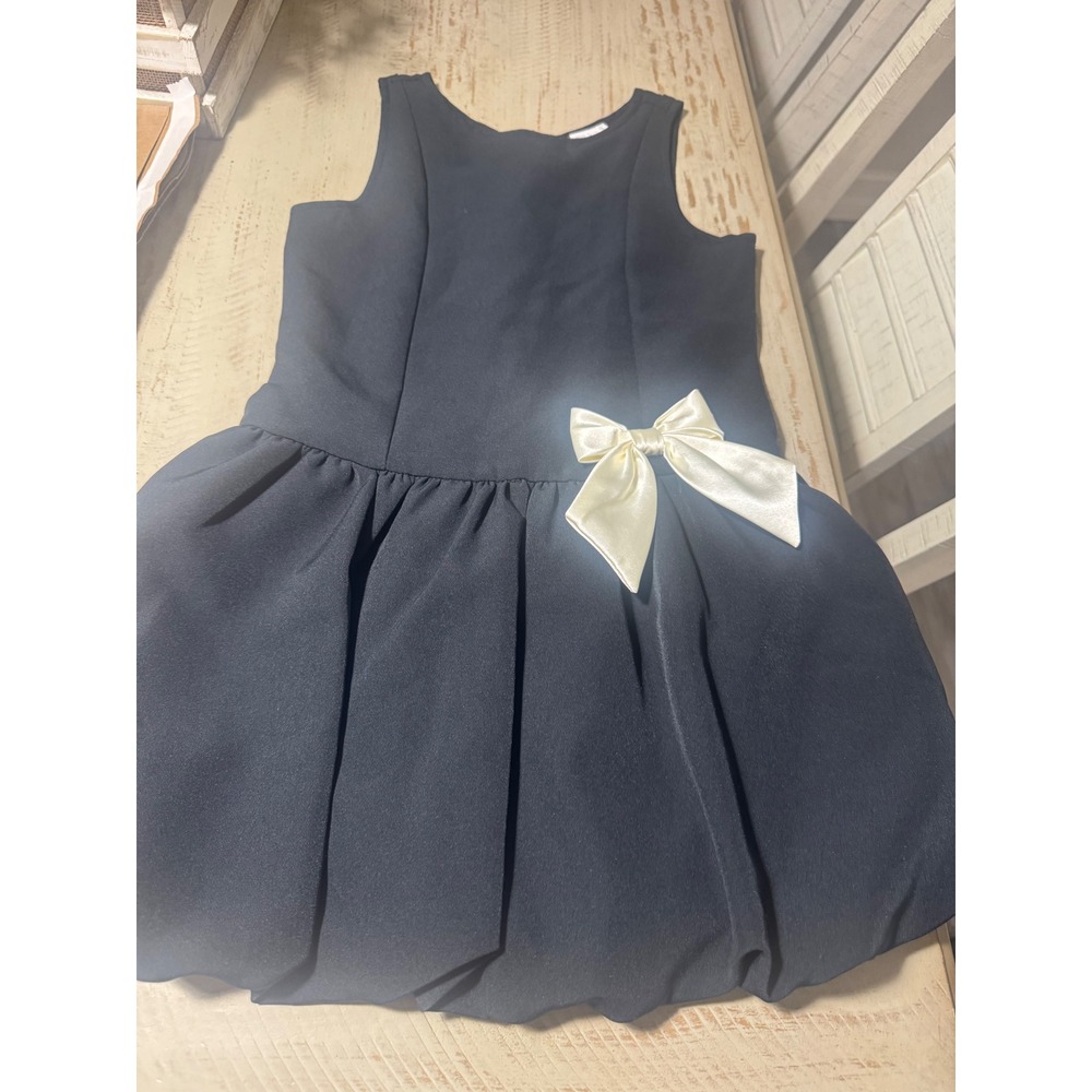 Abercrombie Kids Girls Black Bubble Hem Dress with Cream Bow Size 5/6